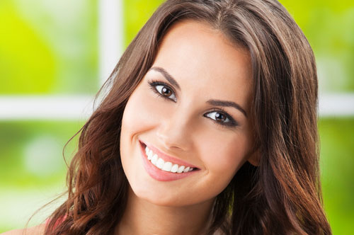4 Ways to Get a White Smile for the Holidays